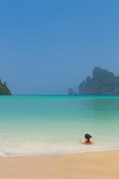 ピー ピー島タイの美しい湾 — ストック写真