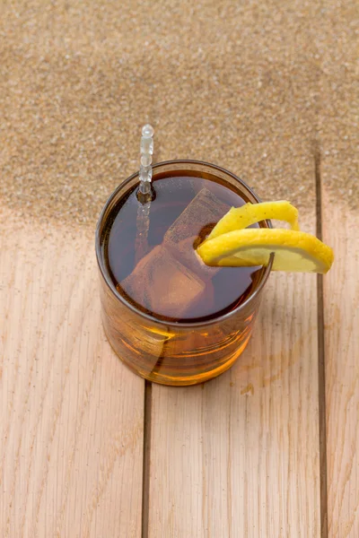 Cuba libre cocktail on the deck — Stock Photo, Image