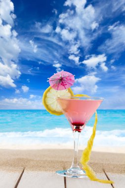 plajda martini kokteyli