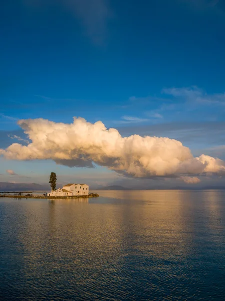 Cena do mosteiro de Vlacherna, Kanoni, Corfu — Fotografia de Stock