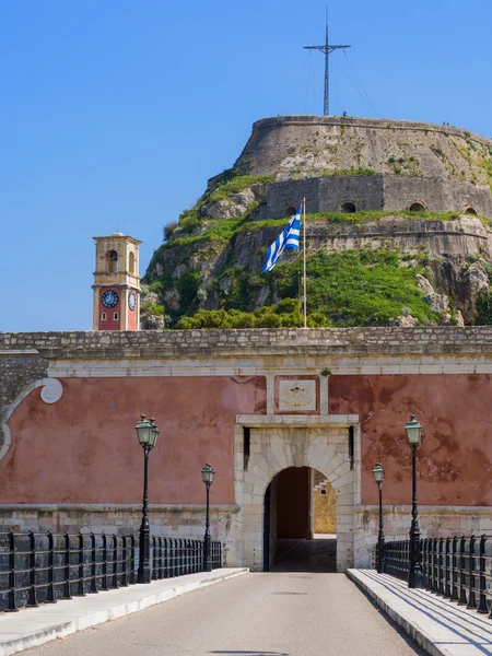 Tempio ellenico e vecchio castello di Corfù — Foto Stock