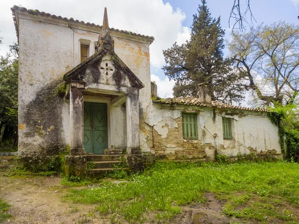 Opuścił Nawiedzony dom — Zdjęcie stockowe