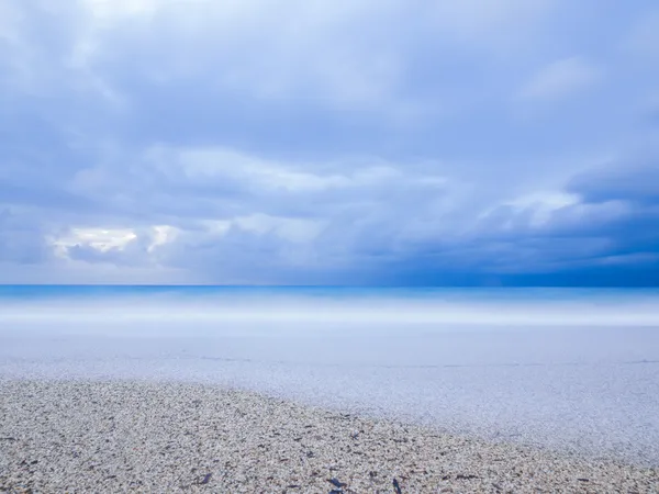 Stormy evening at the beach — Stock Photo, Image