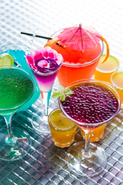 Cocktails with caviar — Stock Photo, Image