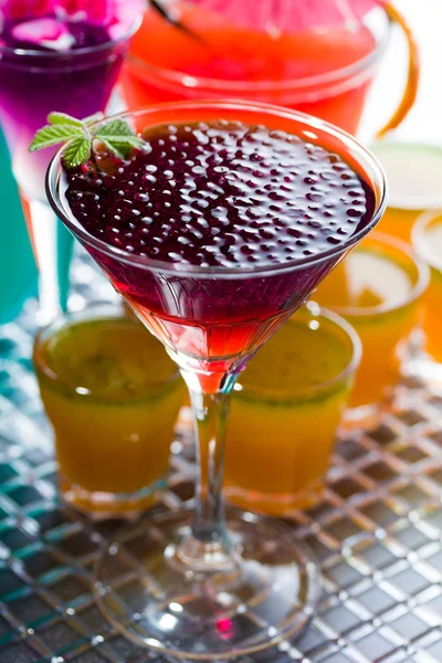 Cocktails with caviar — Stock Photo, Image