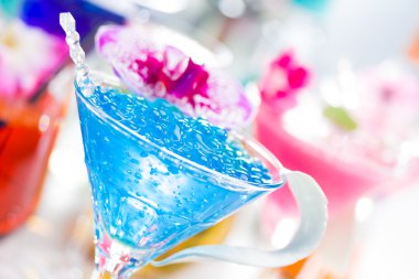 Moleküler mixology - havyar ile kokteyl 