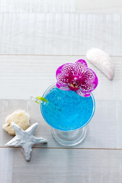 Molekylär mixology - cocktail med kaviar — Stockfoto