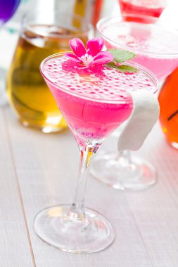 Moleküler mixology - havyar ile kokteyl 