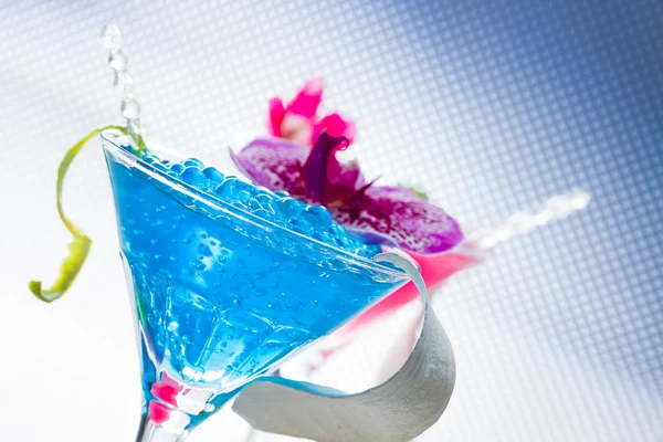 Molekulare Mixologie - Cocktail mit Kaviar — Stockfoto
