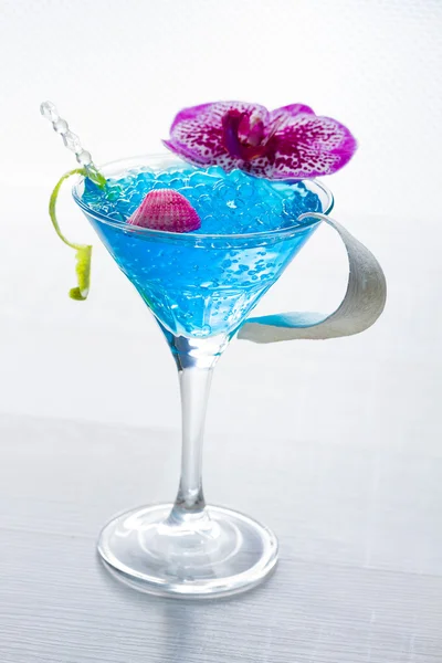 Mélange moléculaire - Cocktail au caviar — Photo