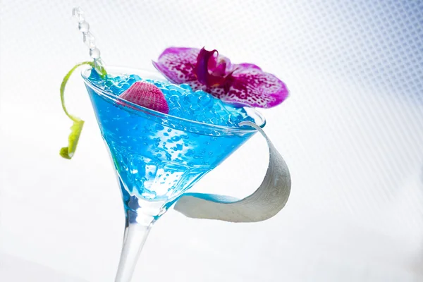 Molecular mixology - Cocktail with caviar — Stock Photo, Image