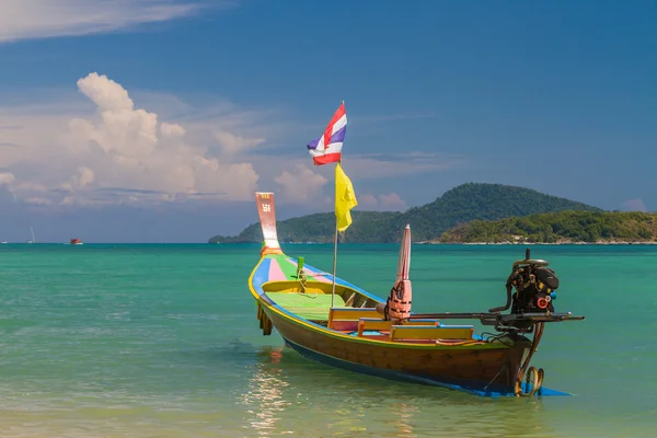 Bateau à longue queue ruea hang yao en Thaïlande — Stok fotoğraf