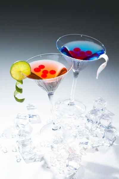 Cocktail with whisky and raspberry sphere — Stock Photo, Image