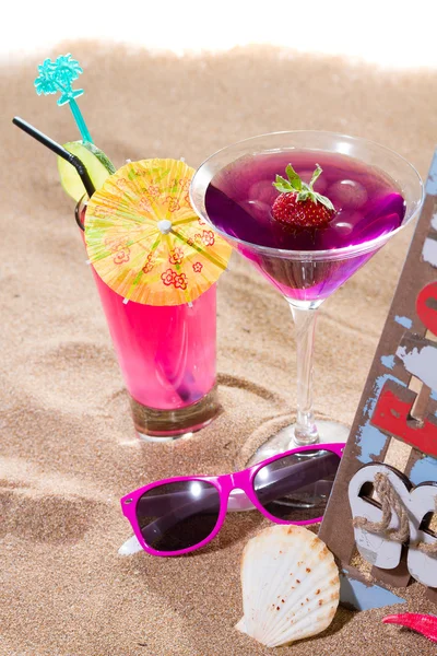 Cocktail op het strand - moleculaire mixology — Stockfoto