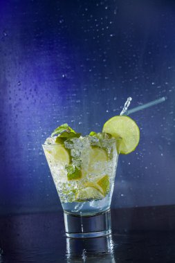 Mojito club adlı kokteyl