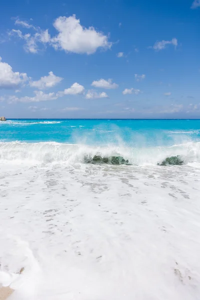 Praia selvagem da ilha de Lefkada — Fotografia de Stock