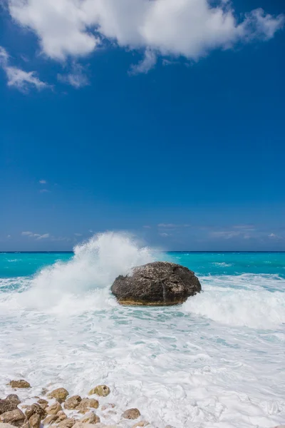 Wild strand van het eiland lefkada — Stockfoto