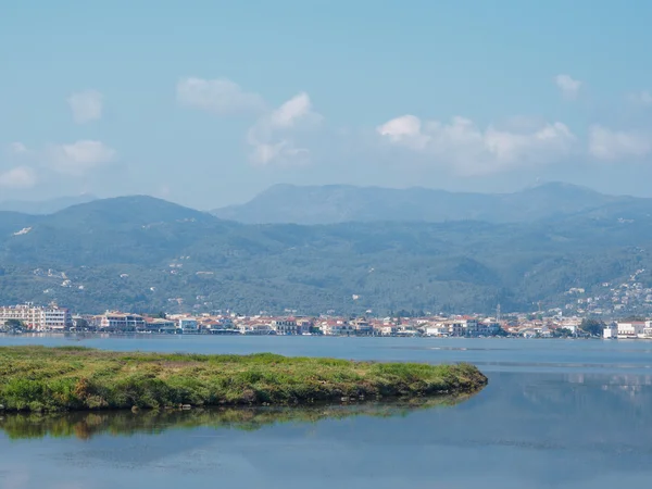 Вид на місто острові lefkada — стокове фото