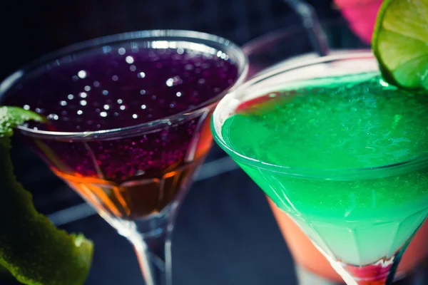 Whisky, fragola, passione e menta Cocktail al caviale — Foto Stock