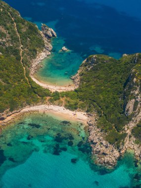 Limni beach paleokastritsa, corfu, Yunanistan v