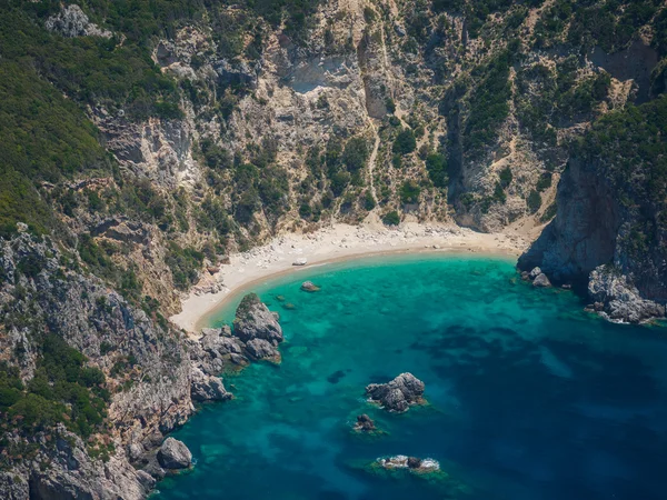 Luftaufnahme der Bucht von Paleokastritsa auf Korfu — Stockfoto