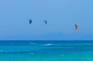 Kiter turkuaz Denizi