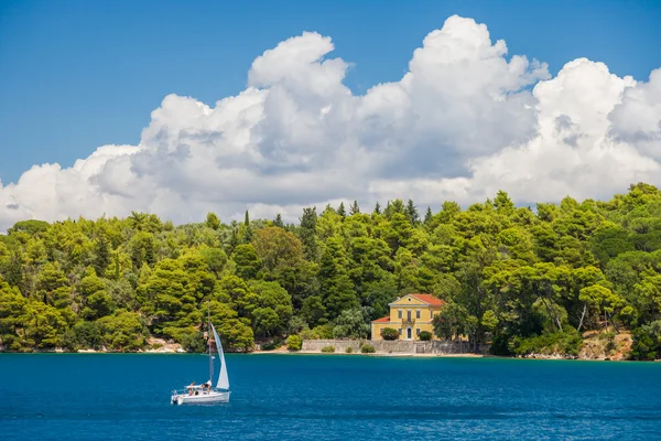 Ilha Madouri em Nidri Lefkada — Fotografia de Stock