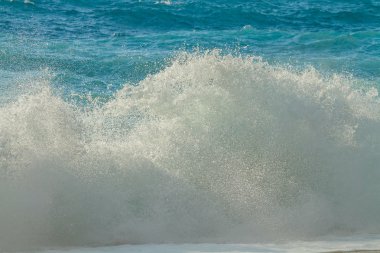 lefkada dalgalar çökmesini 