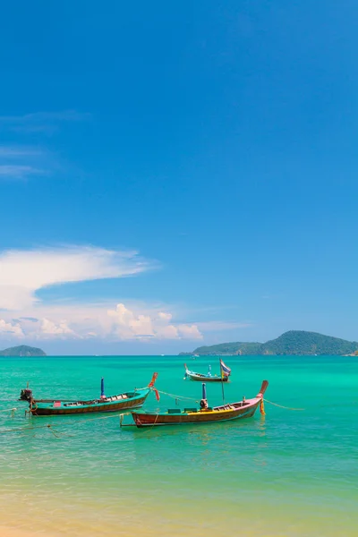 Barca a Phuket Tailandia — Foto Stock