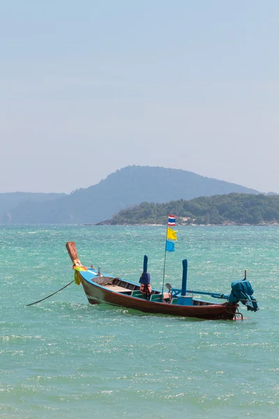 Båt i phuket thailand — Stockfoto