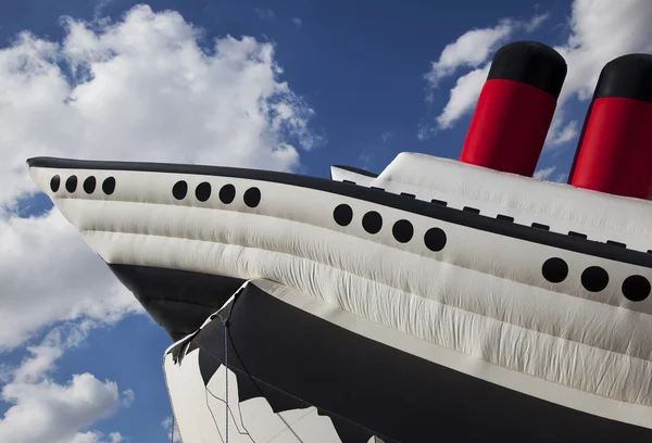 Inflatable ship — Stock Photo, Image