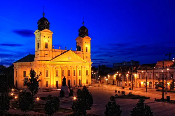 Debrecen ville, Hongrie la nuit — Photo