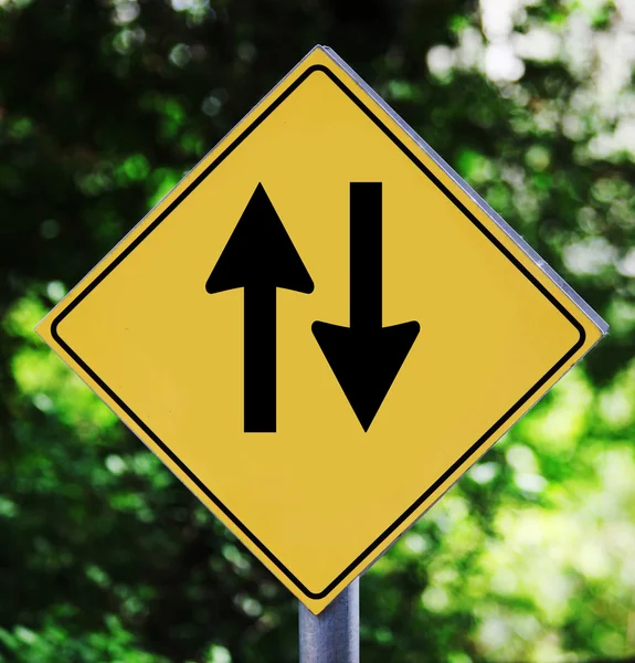 Yellow label with two way arrows pictogram — Stock Photo, Image