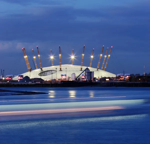 02 tent in Londen bij nacht — Stockfoto