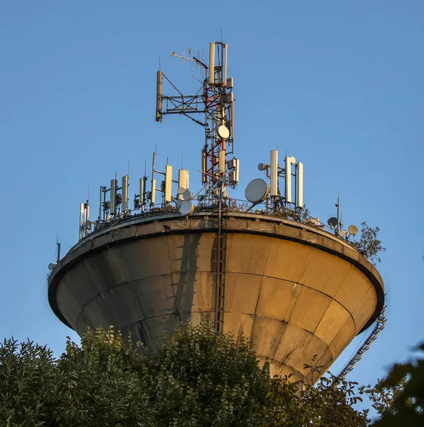 Microwave Transmitter Antennas — Stock Photo, Image