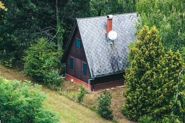 Casa Madeira Estilo Alpino Floresta Verde Vista Aérea — Fotografia de Stock