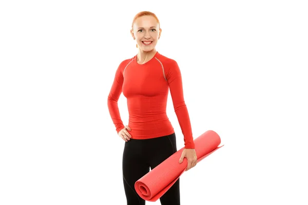 Yoga mat kırmızı kadın — Stok fotoğraf