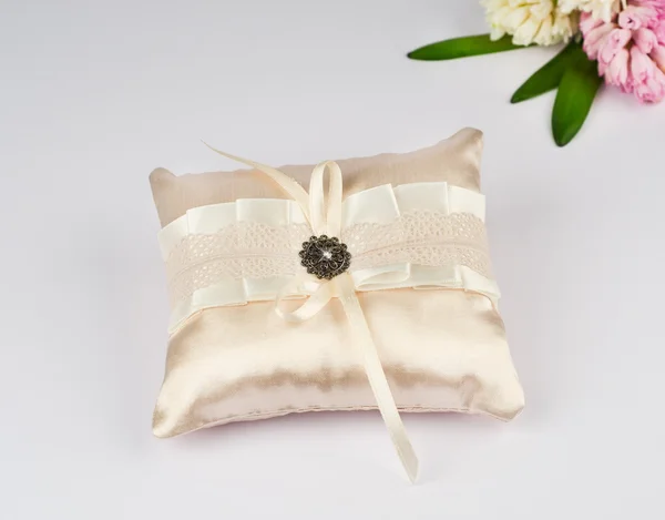 Beautiful pillow for wedding rings — Stock Photo, Image