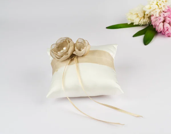 Beautiful pillow for wedding rings — Stock Photo, Image