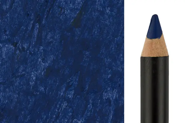 Lápis de maquiagem com curso de amostra — Fotografia de Stock
