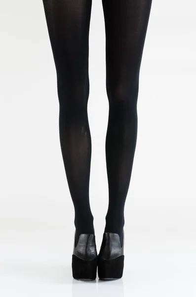 Pernas femininas magras longas — Fotografia de Stock
