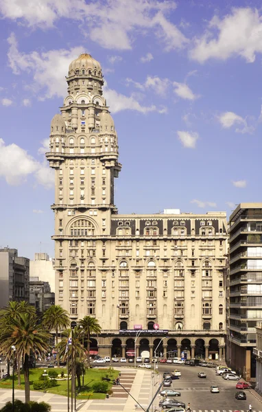 palacio salvo, montevideo, uruguay