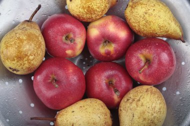 Olgun Kırmızı elma ve armut meyve tatlı