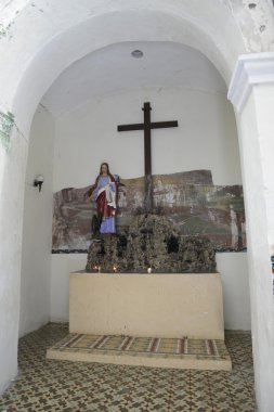 Parish Kilisesi, san dombaycı