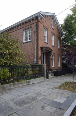 stonington Connecticut'ta kırmızı tuğlalı ev