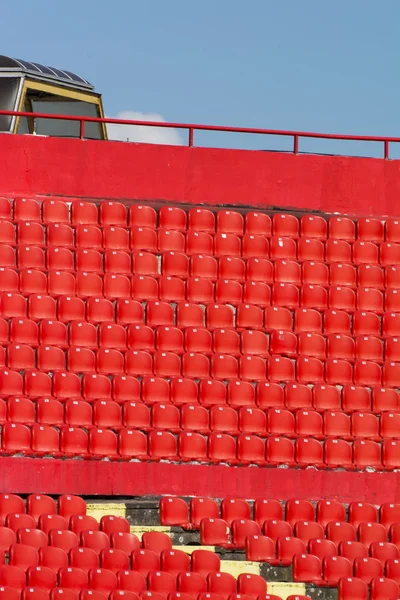 Rode zetels stadium — Stockfoto