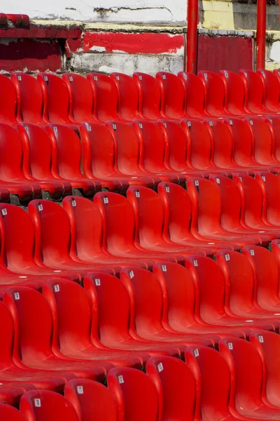 Asientos rojos en el estadio —  Fotos de Stock