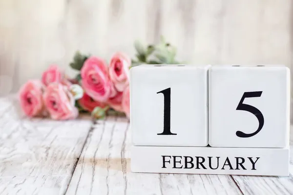 Bloques Calendario Madera Blanca Con Fecha Febrero Para Día Internacional — Foto de Stock