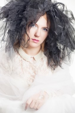 tül asası olan kadın