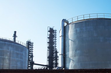 Petrol Depolama Tankı